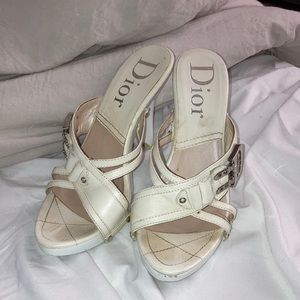 dior sandles!